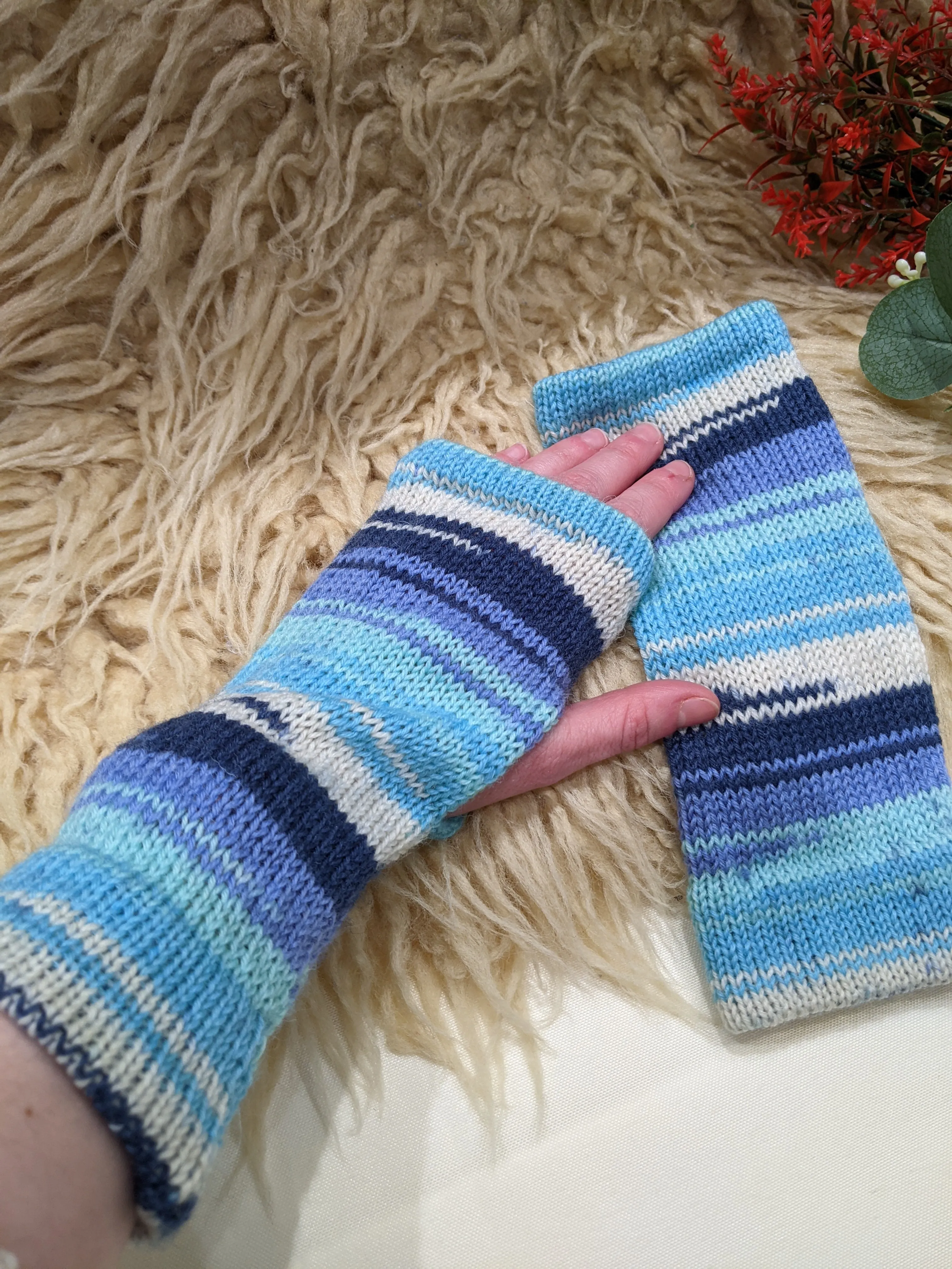 Adults Wrist Warmers - 4 colour choices. One Size (Blended Wool)