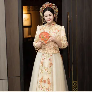 Elegant Plus-Size Xiuhefu: Champagne Chinese Bridal Gown (up to 10XL)