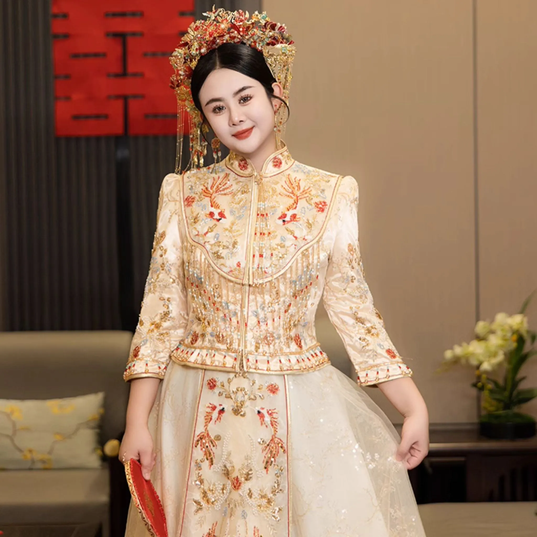 Elegant Plus-Size Xiuhefu: Champagne Chinese Bridal Gown (up to 10XL)