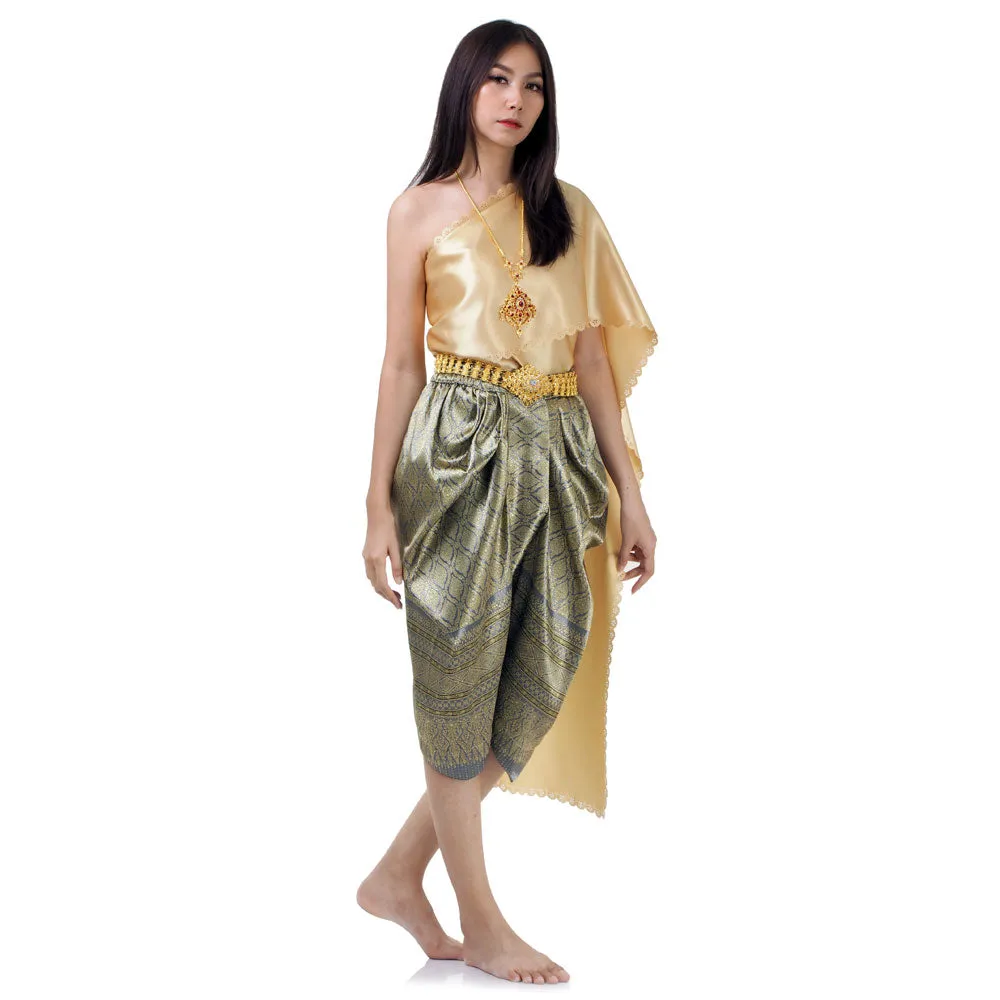 Graceful Chut Thai Women’s Costume Traditional Chic