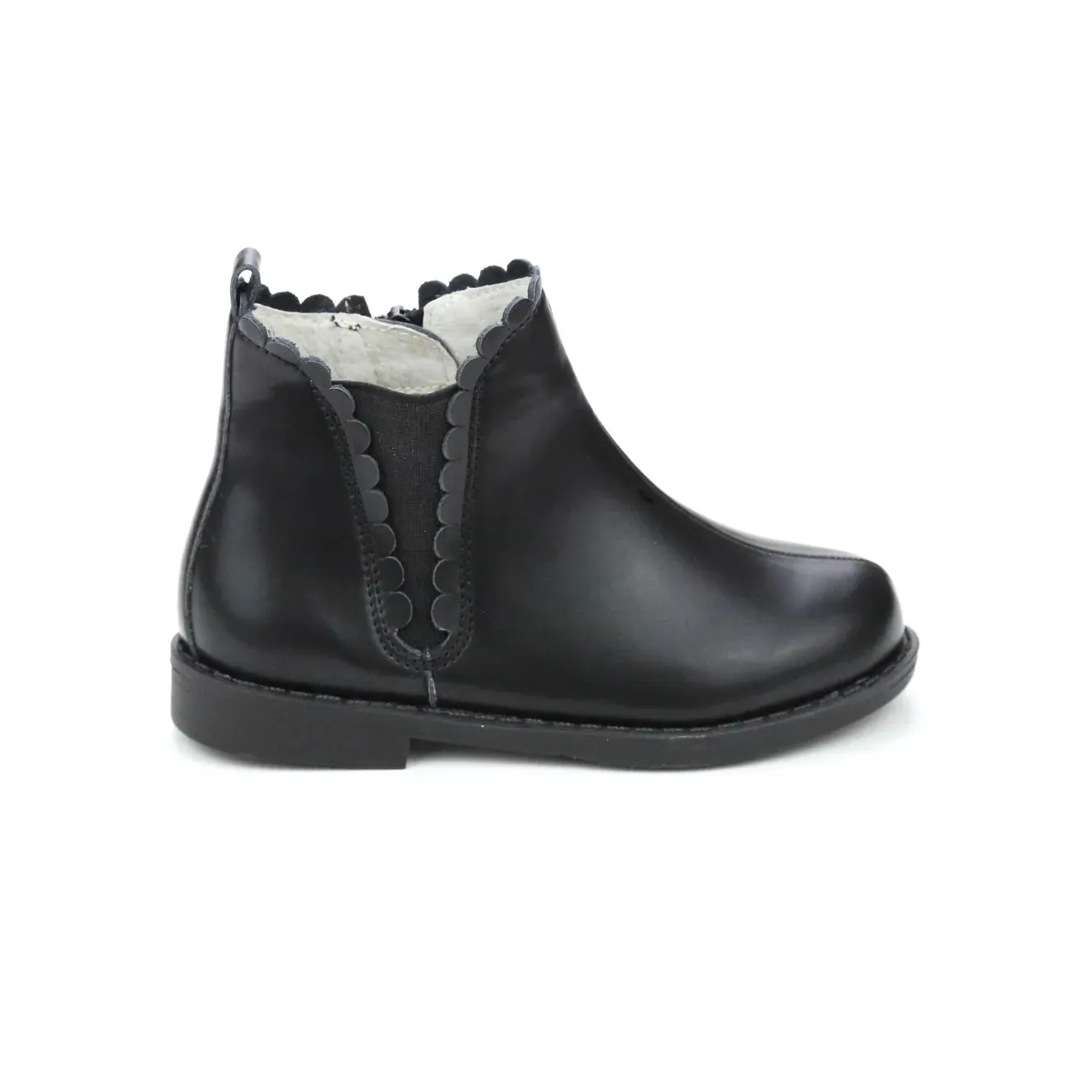 Nicola Chelsea Boot