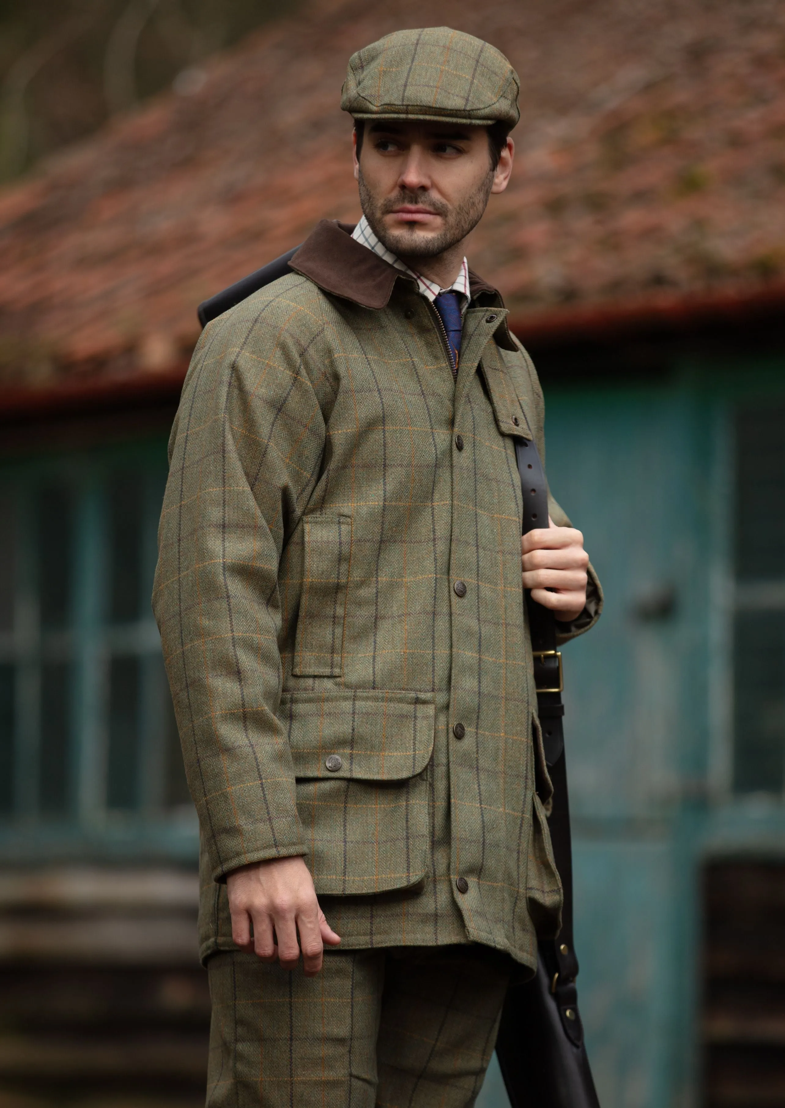 Rutland Men's Tweed Waterproof Shooting Coat In Dark Moss - Regular Fit