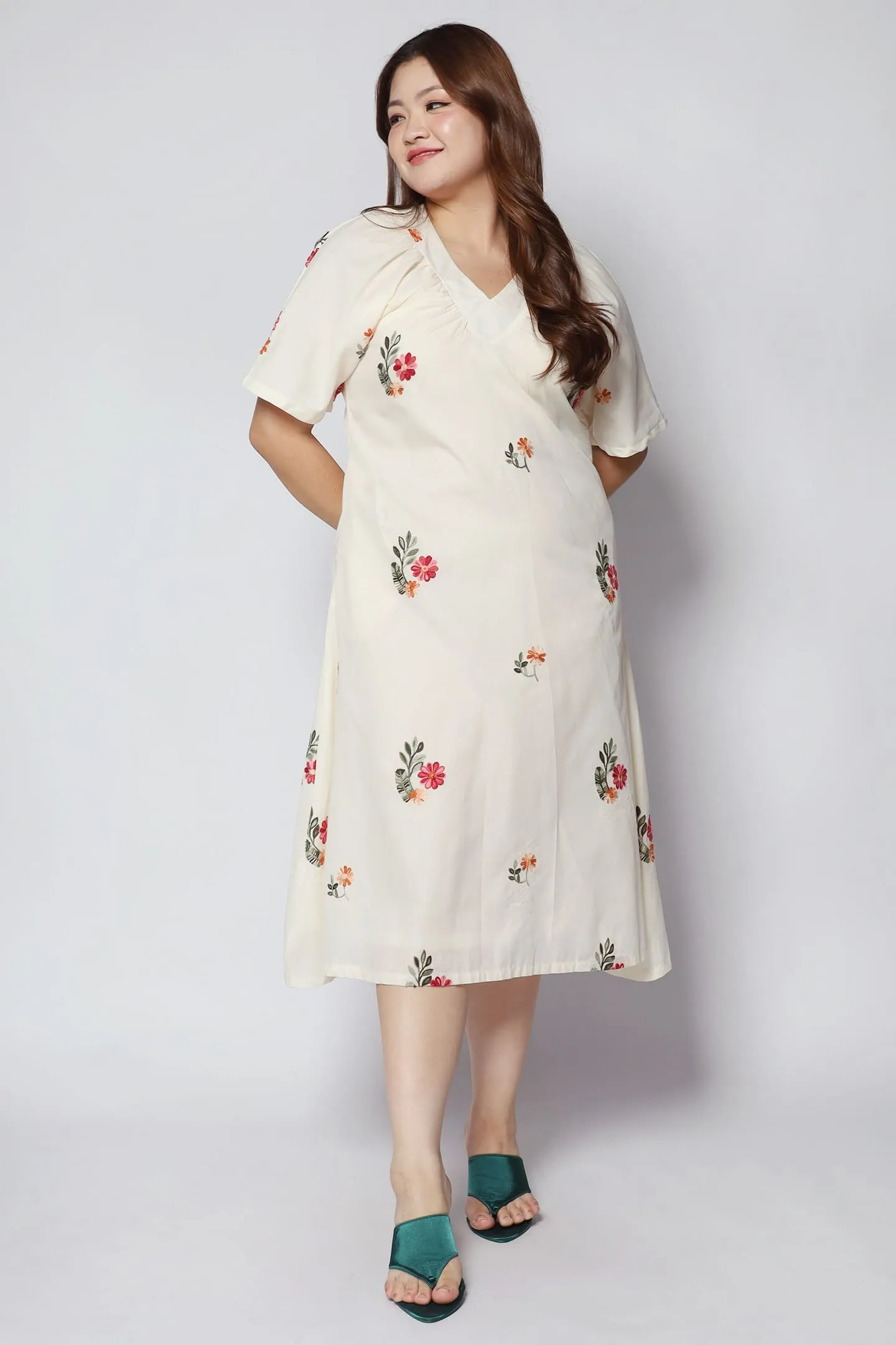 Whitney V Dress in Siena Embroidery